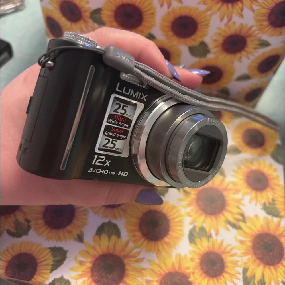 Black Digital Camera
